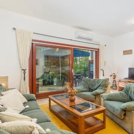 Apartamento Gorgeous In With Wifi