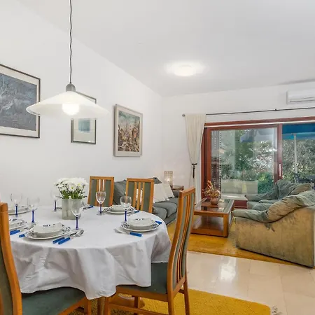 Apartamento Gorgeous In With Wifi *